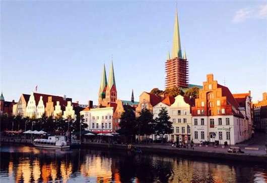   德國(guó)機(jī)場(chǎng)過境簽證，短期簽證介紹