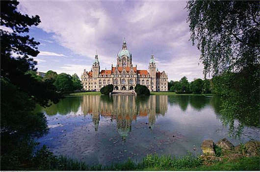 <a style='color:#268bd1;cursor:pointer;' href='/whly.html'>德國文化</a>的差異性 德國文化的差異性