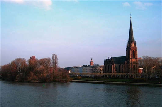 <a style='color:#268bd1;cursor:pointer;' href='/'>德國移民</a>之擔保就業許可證的類型 德國移民之擔保就業許可證的類型