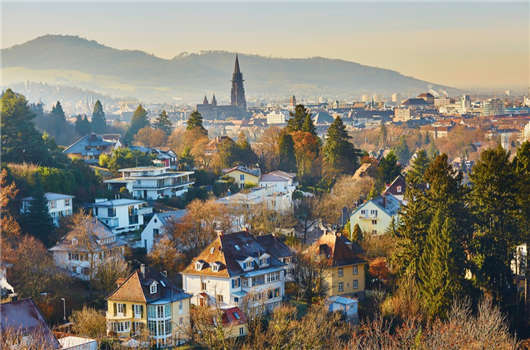 德國農村的繁華等同于德國大城市，井然有序