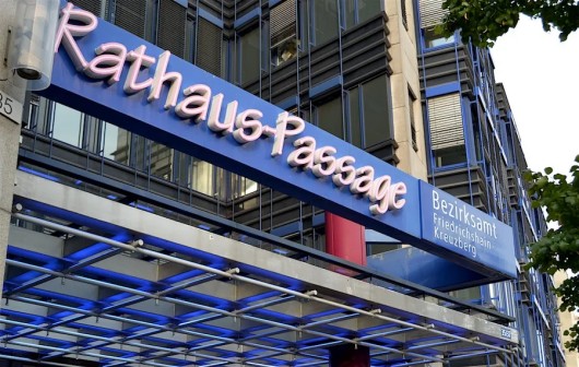 1695281893303244.jpg berlin_bezirksamt_900.jpg